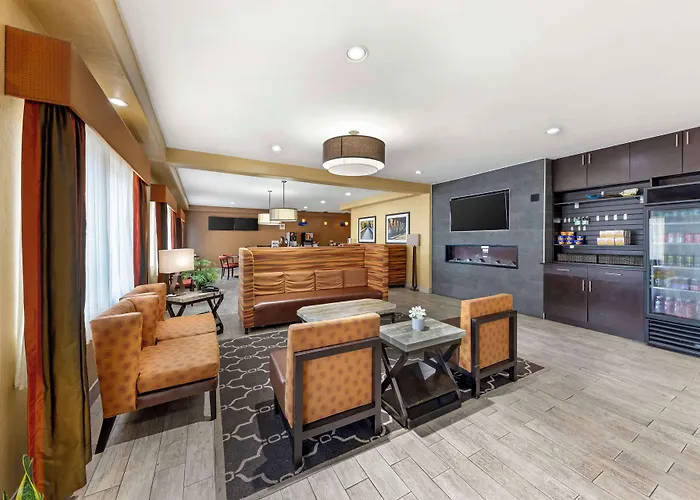 Best Western Greentree Inn & Suites